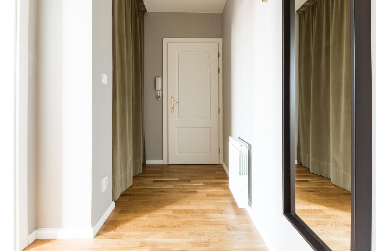 Prague Days - Sunny Riverside Apartments With Terraces Экстерьер фото
